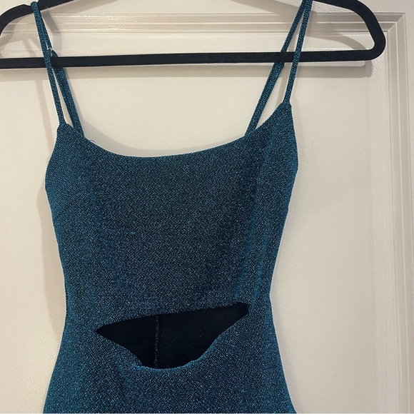 SIZE S | Lulus Blue Sparkly Body-con Dress - Picture 2 of 3